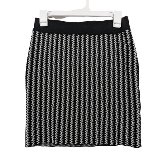 Noble U Pencil Skirt L Black White Micro Mini Zig Zag Print EX5055 Office Formal - Picture 1 of 9